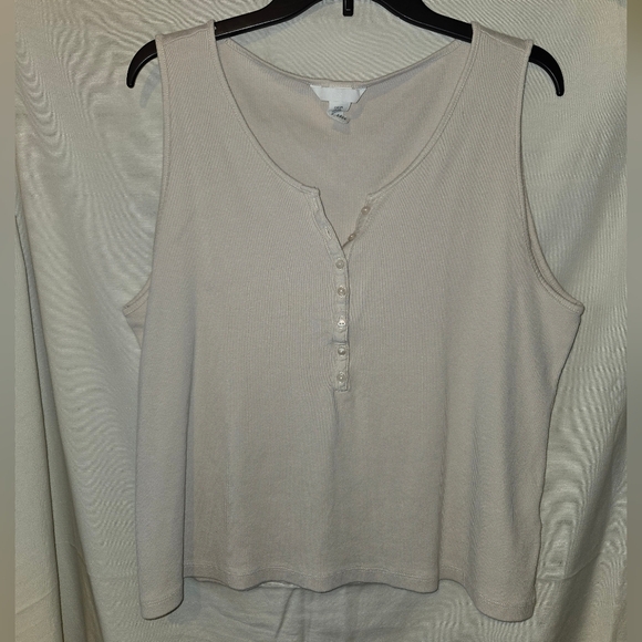 H&M Cream Sleeveless Tank Top With Button Detail Size XXL - Picture 1 of 4